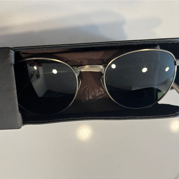 Men’s Persol Sunglasses - Picture 7 of 10